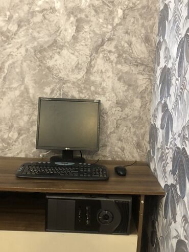 android monitor avtomobil ucun: Masaüstü kompüter dəsti Tərkibi: - LG LCD monitor (kvadrat format