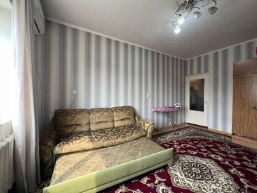 гагарина чапаева: 2 комнаты, 57 м², 106 серия, 9 этаж, Старый ремонт