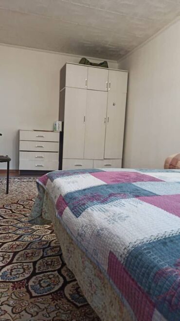 квартира в аренду в оше: 1 бөлмө, 37 кв. м, 104-серия, 2 кабат, Косметикалык ремонт