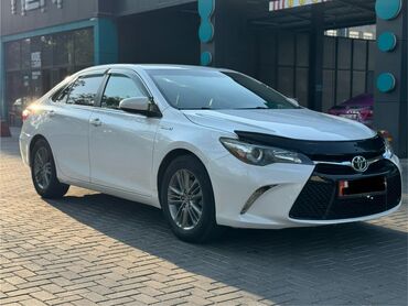 жигули 2015: Toyota Camry: 2015 г., 2.5 л, Автомат, Гибрид, Седан