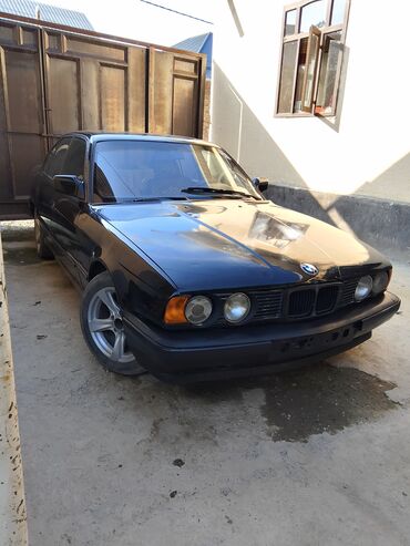 BMW: BMW 5 series: 1990 г., 2.5 л, Механика, Бензин, Фургон