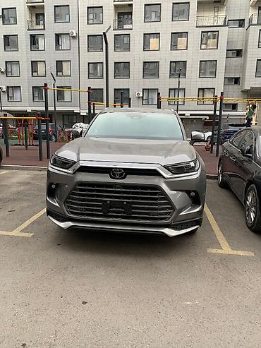 gra: Toyota Grand Highlander: 2025 г., 2.4 л, Автомат, Гибрид, Внедорожник — 1