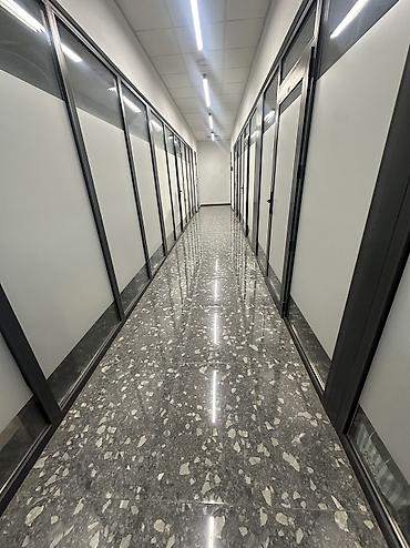 12 микр: Сдаю Офисный кабинет: Колл-центр, IT-компания, Авиакасса, 13 м², В торговом центре, С ремонтом, Первая линия, С отдельным санузлом, С юридическим адресом — 5