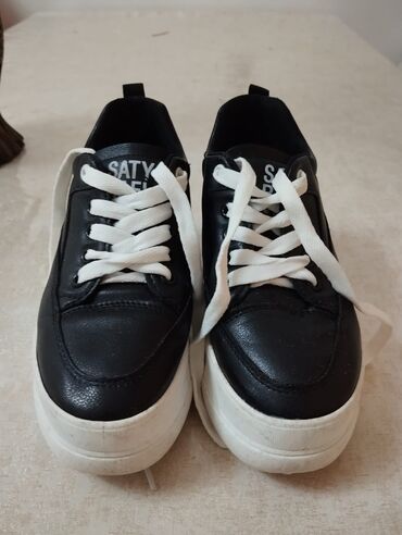 Women's Sneakers and athletic shoes: Ölçü: 36, rəng - Qara, Yeni — 2