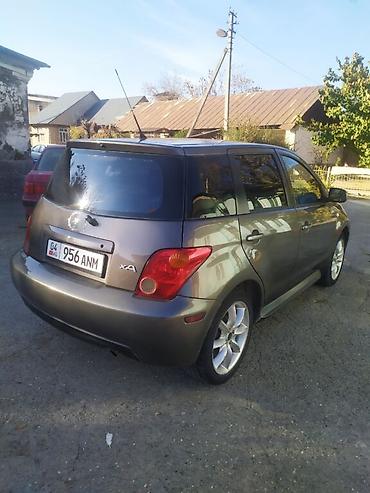 s class 221: Toyota Ist: 2004 г., 1.5 л, Механика, Бензин, Хэтчбэк — 3