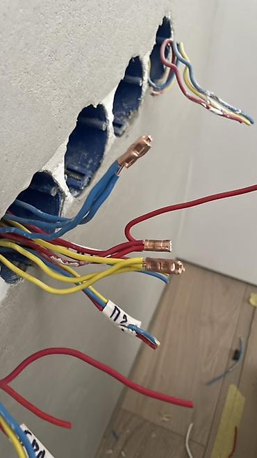 Электрики: Электрик | Электромонтажные работы Больше 6 лет опыта — 5