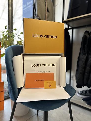 Жеке буюмдар: Кроссовки Louis Vuitton Trainer Low, цветовая схема белый/тёмно‑синий — 3