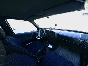 Volkswagen: Volkswagen Passat Variant: 1994 г., 2 л, Механика, Бензин, Универсал — 13