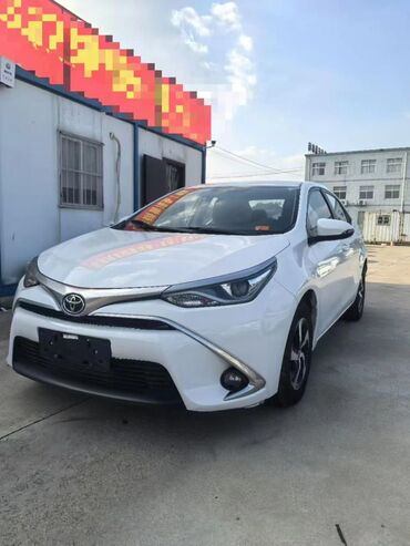 Toyota: Toyota Corolla: 2018 г., 1.8 л, Вариатор, Гибрид, Седан