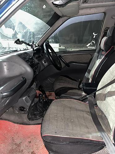 Nissan: Nissan Terrano: 1995 г., 2.6 л, Автомат, Бензин, Внедорожник — 3