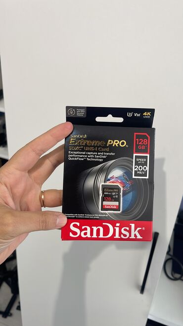 Yaddaş kartları: Sandisk 128 gb 200mb/s 4 k dəstəkləyir