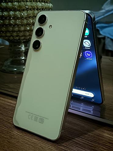 galaxy s10 e: Samsung Galaxy S24, 128 GB, rəng - Bej, Simsiz şarj — 2