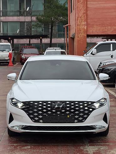 Hyundai Grandeur: 2022 г.