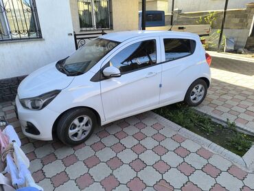 Chevrolet Spark: 2018 г., 0.1 - engine capacity л, Автомат, Бензин, Хетчбек