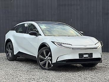 шестерка воронов: Toyota Bz5 про запас хода 550км 200киловат 272 л.с Электромобиль — 1