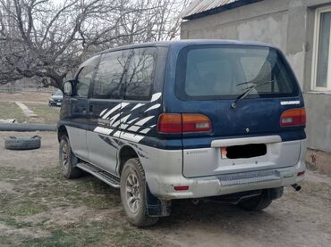 Mitsubishi: Mitsubishi Delica: 1994 г., 2.8 л, Автомат, Дизель, Минивэн — 3