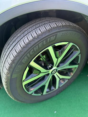 Шиналар жана дисктер: Дөңгөлөктөр монтажда 235 / 55 / R 19, All-season, Колдонулган, Комплект, Жеңил унаалар, Куйма, тешиктери - 5 — 3