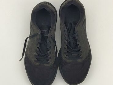 krótkie spodenki sportowe damskie nike: Sneakers for women, 42, Nike, condition - Good