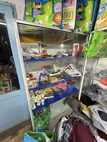 витрыны полки: Стеклянные витрины/прилавки для магазина - Тип: напольные стеклянные — 1