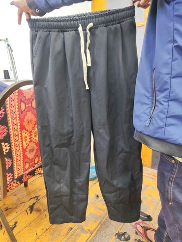 джинсы черные: Джинсы XS (EU 34), S (EU 36), M (EU 38), цвет - Черный
