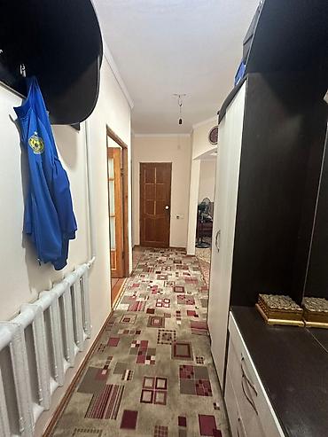 Продажа коттеджей и домов: 🏡 Продаётся дом в ж/м Рухий-Мурас-1, Бишкек! 🛏️ 3 комнаты | 📐 52 м² | — 7
