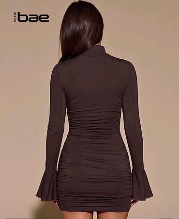 haljine sa camac izrezom: SHEIN BAE mini haljina, braon boje. - Model: uska mini haljina sa rol — 2