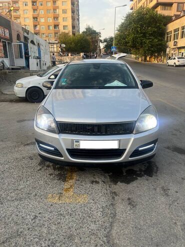 turbo az opel astra 2000: Masin yaxşı vəziyyətdədir, vurugu udarı yoxdur, hal hazırda heç bir