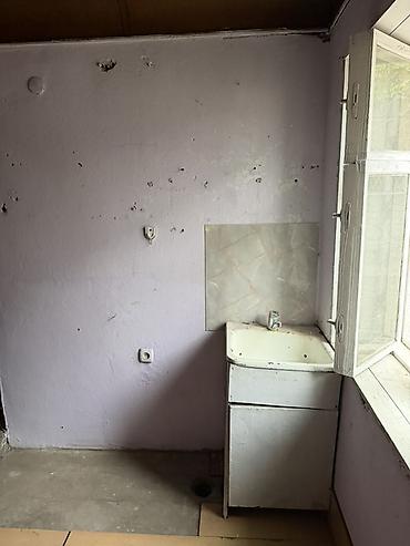 Үйлөрдү ижарага берүү: 45 м², 3 бөлмө, Жаныбарлары жок — 2