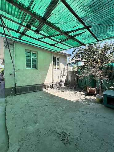 Продажа коттеджей и домов: 🚨Срочно‼️ В продаже дом 📍110 квартал, ул. Базар- Курганская Площадь — 1