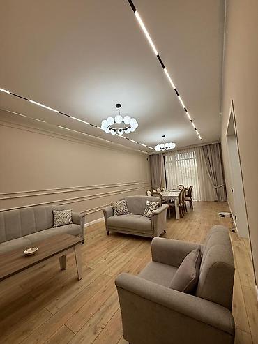 Продажа коттеджей и домов: 🏠Продается ⚜️Особняк 📍Кок Жар район ✅Площадь:250квМ ✅Отопление:Газ — 4