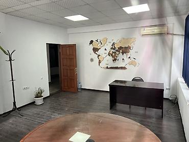 Коммерческая недвижимость: Сдается офис — 30 м² 📍 ул. Максима Горького, 1А/7 Ориентир: кафе — 2