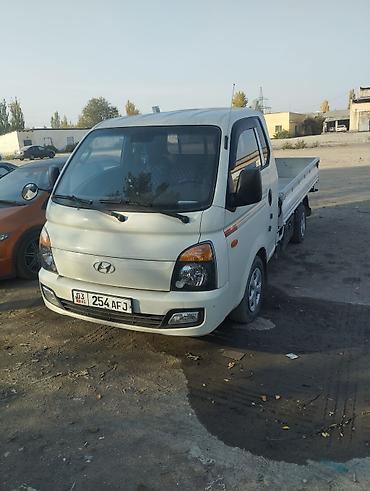 hyundai gold: Hyundai Porter II бортовой малотоннажный грузовик - Тип — 1