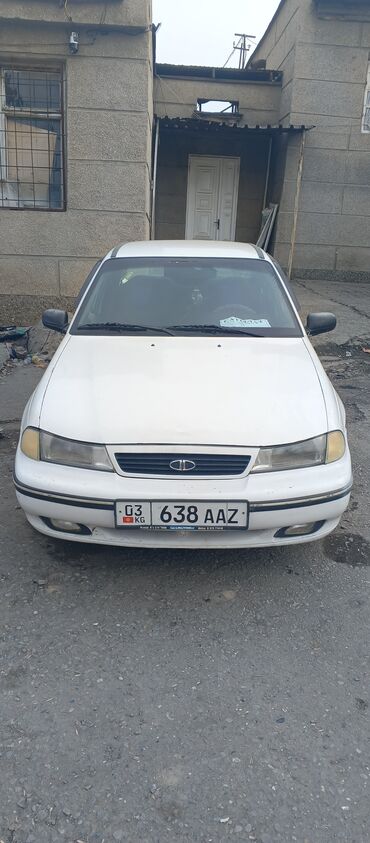 Daewoo: Daewoo Nexia: 1995 г., 1.5 л, Механика, Бензин, Седан