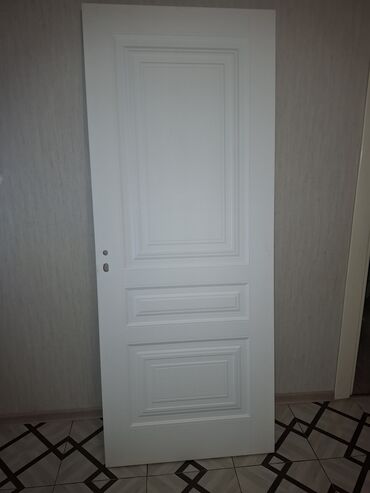 taxta qapi satisi: Otaq üçün taxta qapı. tezedir. qapının ölçüləri: 80×200. ramkaları