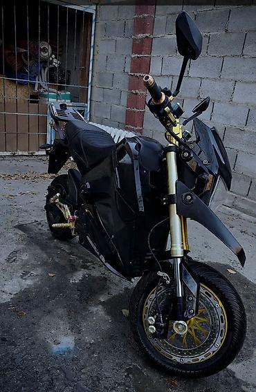 Другой электротранспорт: Электро мотоцикл Новая резина за 5400сом Новые акамуляторы 6 штук за — 1