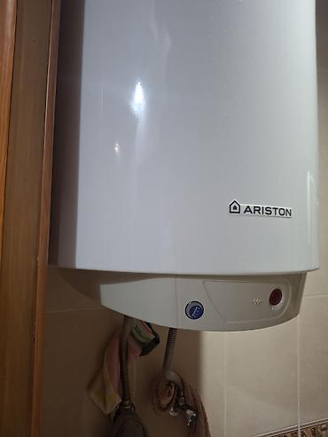 Техника и электроника: Ariston elektrik su qızdırıcısı (divardan asılan, silindrik model) - — 1