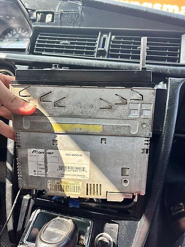 samsung tv 32: Pioneer DEH-3050UB avtomobil maqnitofonu - Ön paneldə USB girişi, AUX — 2