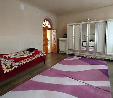 Həyət evləri və villaların satışı: Möhtesem mezereli cox gozel bir ev satisa cixdi Havasi Görünüsü insana — 19