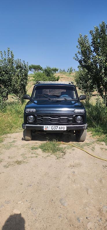 ВАЗ (ЛАДА): ВАЗ (ЛАДА) 2121 (4x4): 2011 г., 1.6 л, Кол менен иштөөчү, Бензин, Жол тандабас — 2