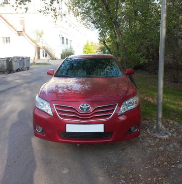 срочно продам машину дёшево: Toyota Camry: 2009 г., 2.5 л, Автомат, Бензин, Седан