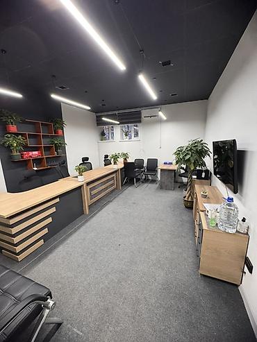обмен на погрузчик: Сдаю The entire office: Сдаю Банковское отделение, Колл-центр, Нотариус, 25 м², В административном здании, С ремонтом, 1 линия — 3