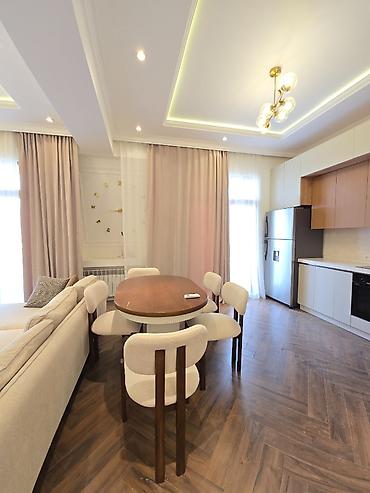 berde ev: Ağ şəhər, 2 otaqlı, Yeni tikili, m. Xətai, 80 kv. m — 5