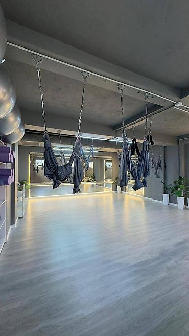 Башка коммерциялык кыймылсыз мүлктү сатуу: 🏢 ПРОДАЁТСЯ ГОТОВОЕ КОММЕРЧЕСКОЕ ПОМЕЩЕНИЕ 📍 Общая площадь: 392 м² + — 15