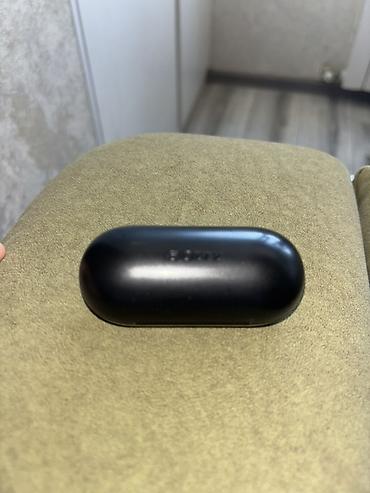 hoco eq34 plus: Беспроводные наушники-вкладыши Sony (True Wireless) - Комплектация — 2