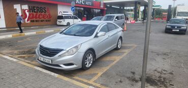 Hyundai: Hyundai Sonata: 2013 г., 2 л, Автомат, Газ, Седан