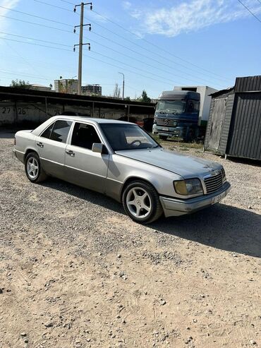 124 унверсал: Mercedes-Benz W124: 1990 г., 2.3 л, Автомат, Бензин, Седан