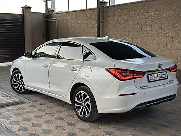 Changan: Changan Eado: 2019 г., Автомат, Электромобиль, Седан — 2