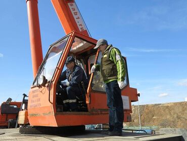 mebel usdası: Mebel ustası. Təcrübəli