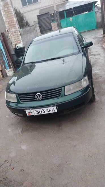 тамбурную машину: Volkswagen Passat: 1998 г., 1.8 л, Автомат, Бензин, Седан