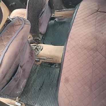 Audi: Audi 100: 1986 г., Механика, Бензин, Седан — 9